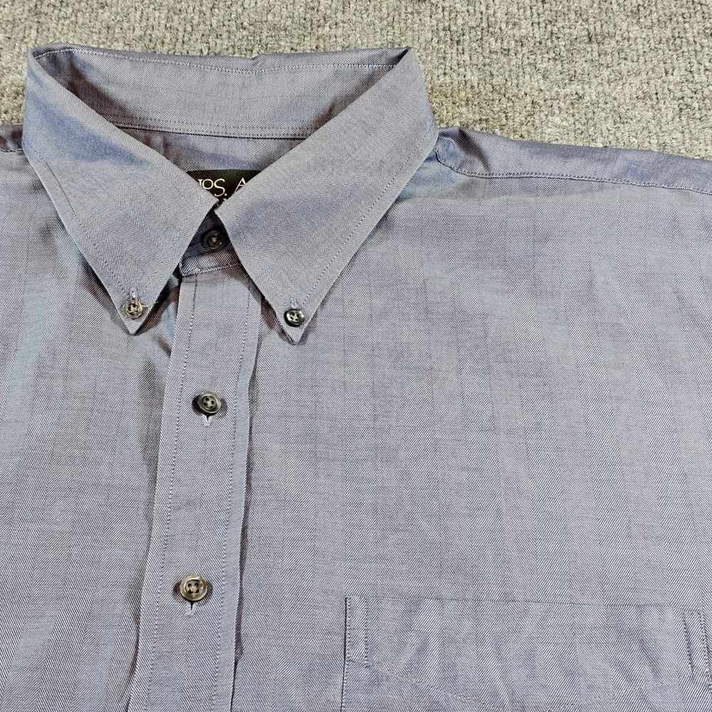 Jos. A. Bank Mens XXL Blue Traveler's Collection Herringbone Button Down Shirt